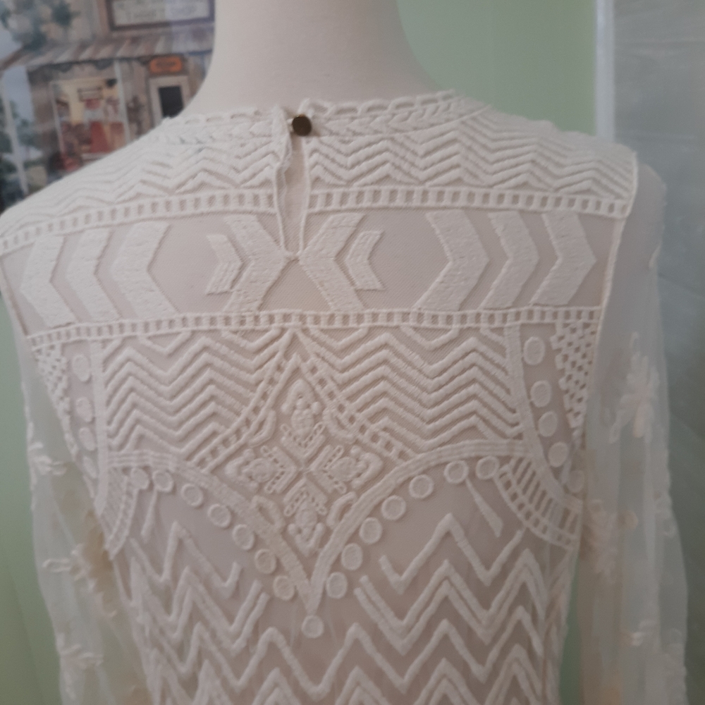 Umgee ivory lace dress coverup S/M *N - Picture 8 of 9